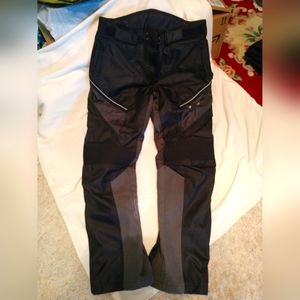 Riding pants